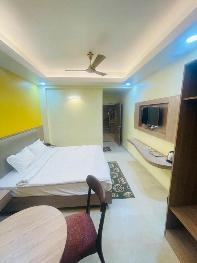 Royal Beach International بوري المظهر الخارجي الصورة