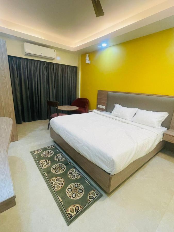 Royal Beach International بوري المظهر الخارجي الصورة