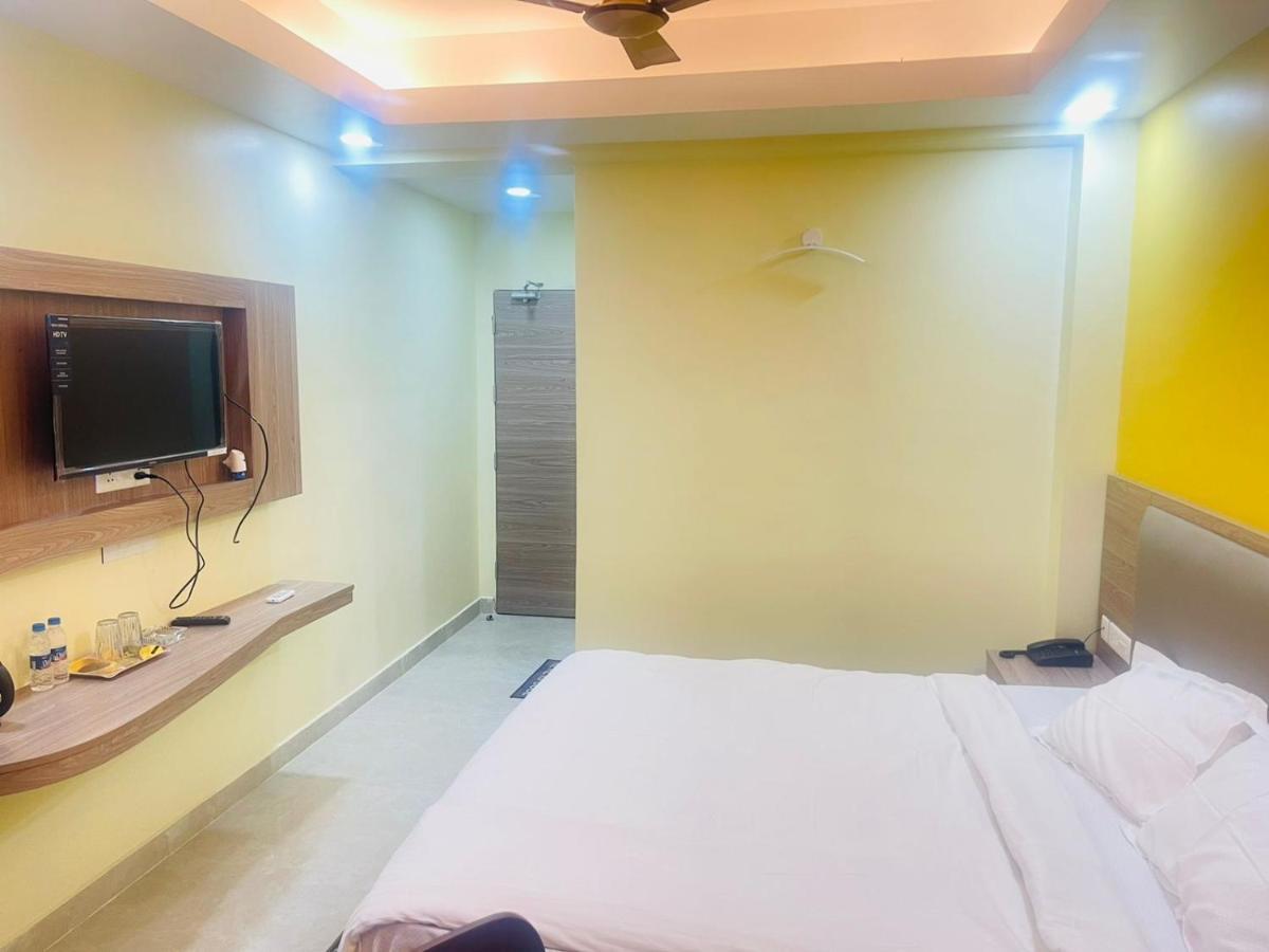 Royal Beach International بوري المظهر الخارجي الصورة