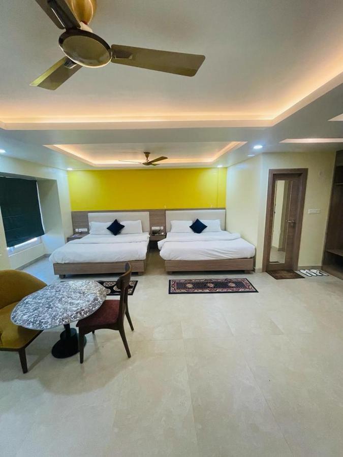 Royal Beach International بوري المظهر الخارجي الصورة