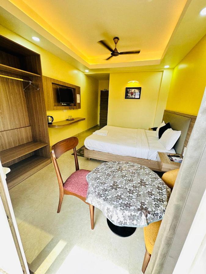 Royal Beach International بوري المظهر الخارجي الصورة
