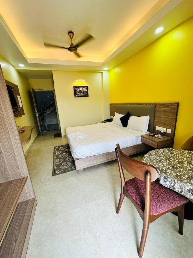 Royal Beach International بوري المظهر الخارجي الصورة