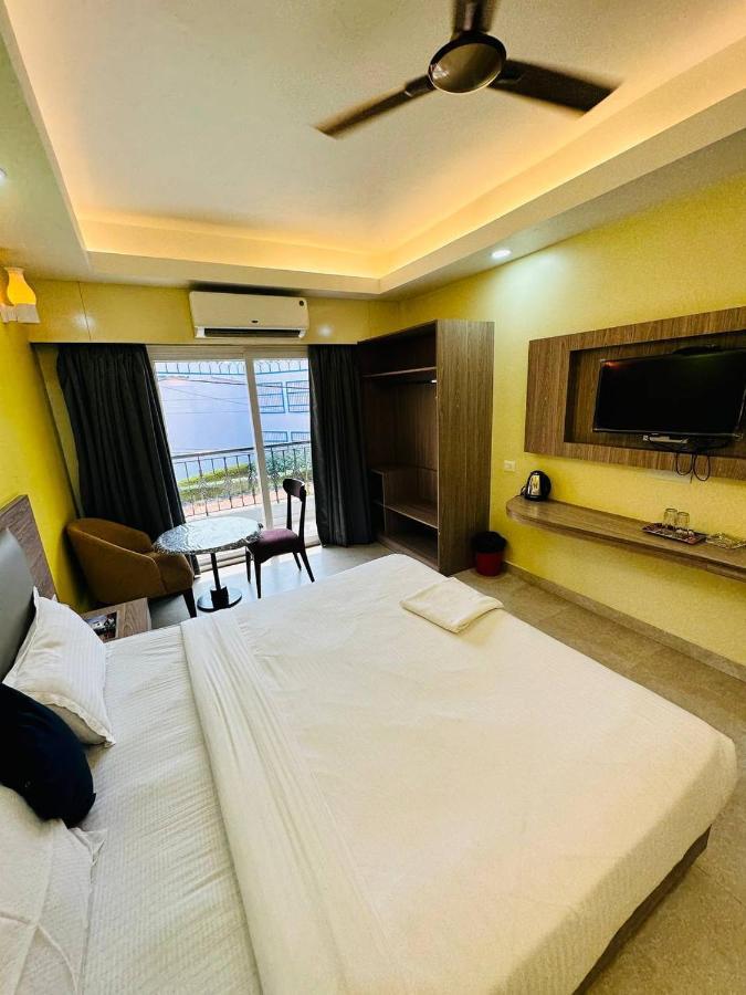 Royal Beach International بوري المظهر الخارجي الصورة