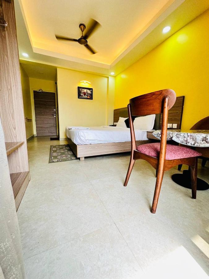 Royal Beach International بوري المظهر الخارجي الصورة