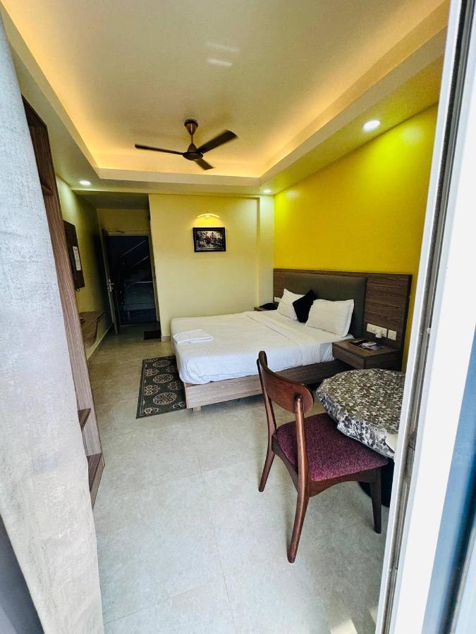Royal Beach International بوري المظهر الخارجي الصورة